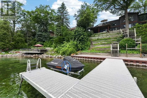 9 Barrie Terrace Oro-medonte ON L4M 1E8