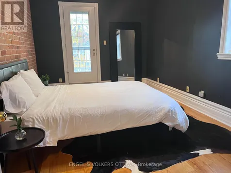 103 James Street Ottawa ON K1R 5M2