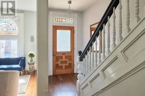103 James Street Ottawa ON K1R 5M2
