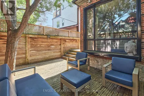 103 James Street Ottawa ON K1R 5M2
