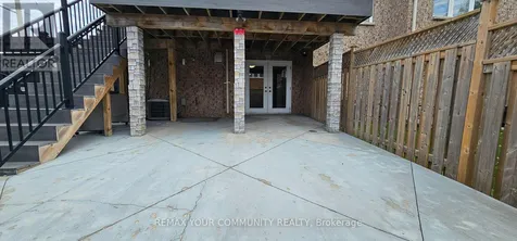46 Courtland Crescent East Gwillimbury ON L9N 0A9