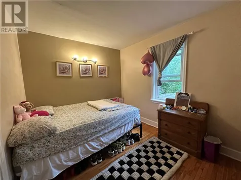 879 Charlotte Street Sudbury ON P3E 4C5