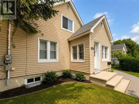 879 Charlotte Street Sudbury ON P3E 4C5