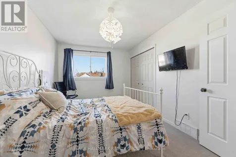 1091 Burgundy Lane Ottawa ON K1C 2M9