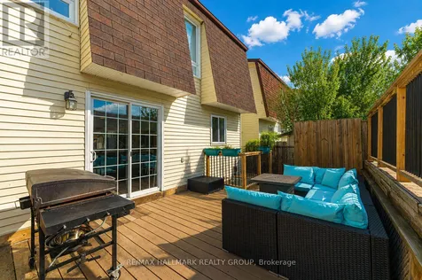 1091 Burgundy Lane Ottawa ON K1C 2M9