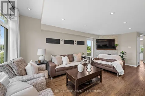 348 Brigitta Street Ottawa ON K2S 0H9
