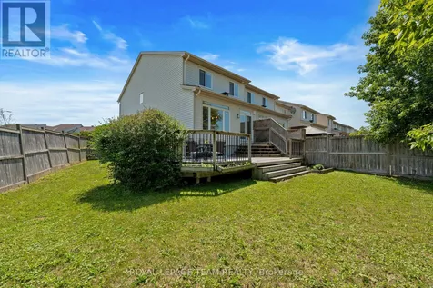 348 Brigitta Street Ottawa ON K2S 0H9
