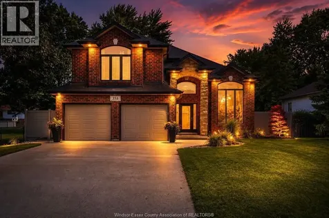 355 Sacred Heart Drive Lasalle ON N9J 1T1