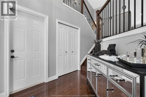 355 Sacred Heart Drive Lasalle ON N9J 1T1