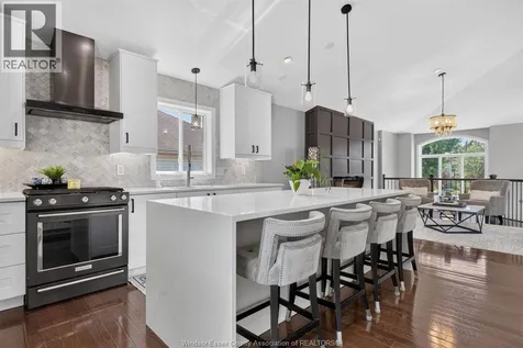 355 Sacred Heart Drive Lasalle ON N9J 1T1