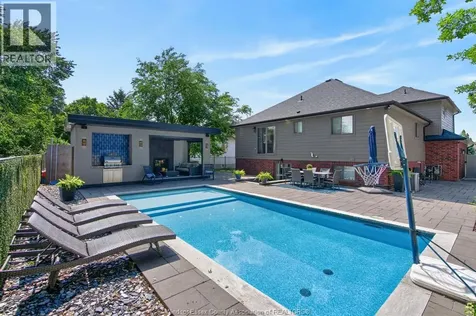 355 Sacred Heart Drive Lasalle ON N9J 1T1