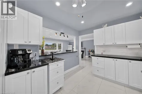 115 Green Road Stoney Creek ON L8G 3W9