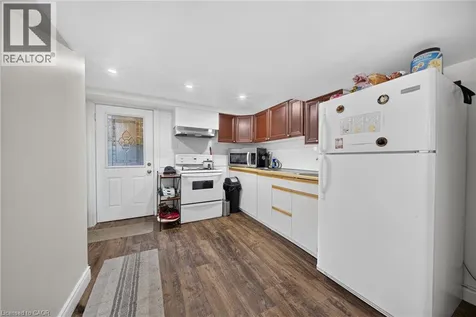 115 Green Road Stoney Creek ON L8G 3W9