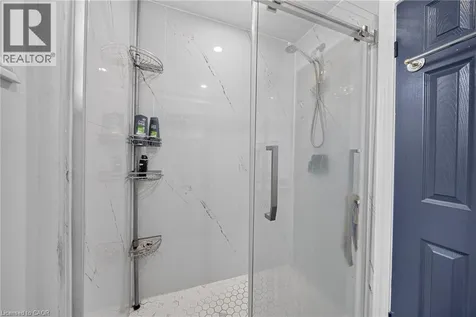 115 Green Road Stoney Creek ON L8G 3W9