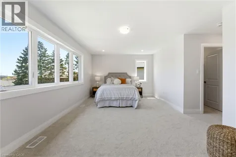 23 Woodvalley Court Hamilton ON L9B 2S7
