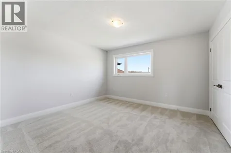 23 Woodvalley Court Hamilton ON L9B 2S7