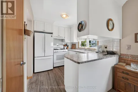 32 Frost Avenue North South Stormont ON K0C 1P0