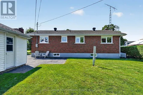 32 Frost Avenue North South Stormont ON K0C 1P0