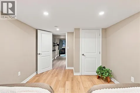 30 Cedar Street Paris ON N3L 0A1