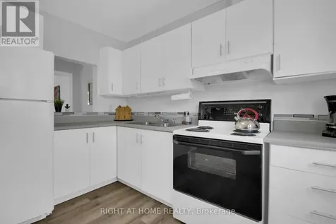 3516 Aladdin Lane Ottawa ON K1T 1E2