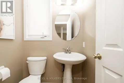 166 Macara Crescent Ottawa ON K2K 0C9