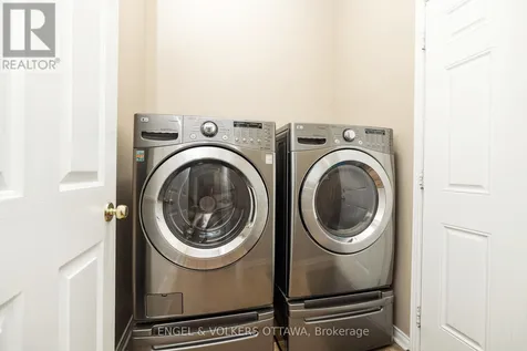 166 Macara Crescent Ottawa ON K2K 0C9