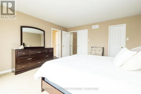 166 Macara Crescent Ottawa ON K2K 0C9
