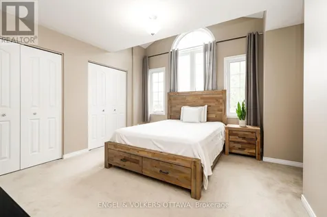 166 Macara Crescent Ottawa ON K2K 0C9