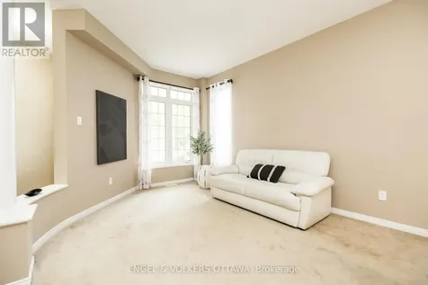 166 Macara Crescent Ottawa ON K2K 0C9