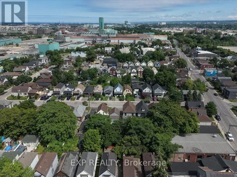 25 Albemarle Street Hamilton (industrial Sector) ON L8L 7G5