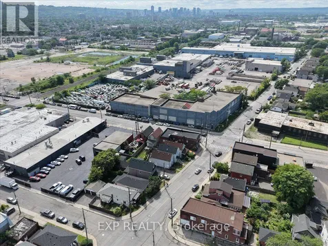 25 Albemarle Street Hamilton (industrial Sector) ON L8L 7G5