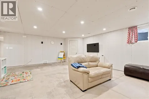 209 Arden Crescent Mitchell ON N0K 1N0