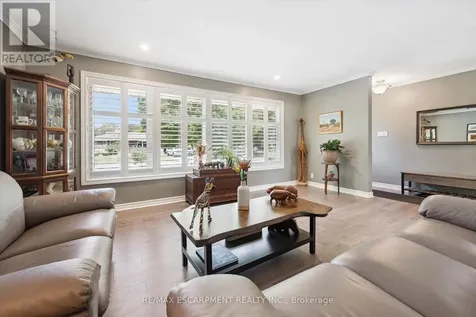 98 Stonybrook Drive Kitchener ON N2M 4L7