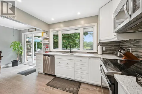 98 Stonybrook Drive Kitchener ON N2M 4L7