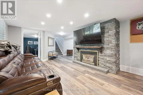 98 Stonybrook Drive Kitchener ON N2M 4L7