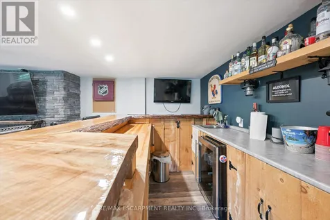 98 Stonybrook Drive Kitchener ON N2M 4L7