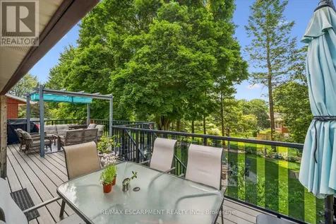 98 Stonybrook Drive Kitchener ON N2M 4L7