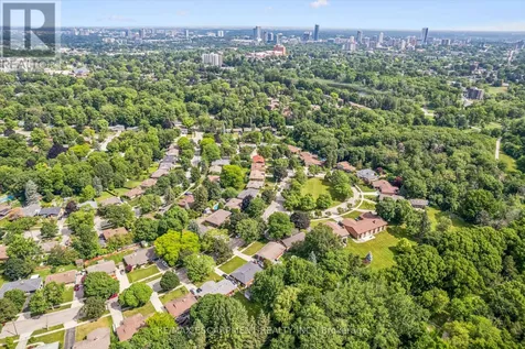 98 Stonybrook Drive Kitchener ON N2M 4L7