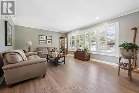 98 Stonybrook Drive Kitchener ON N2M 4L7