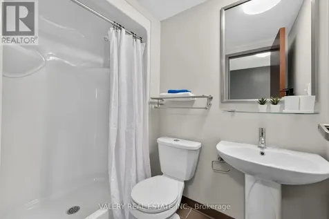 328 Regina Street North Waterloo ON