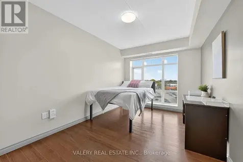 328 Regina Street North Waterloo ON
