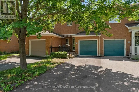 50 Gray Crescent Ottawa ON K2K 3L2