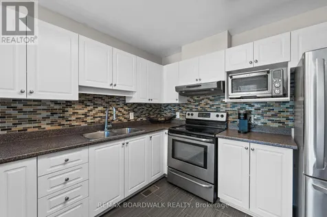 50 Gray Crescent Ottawa ON K2K 3L2