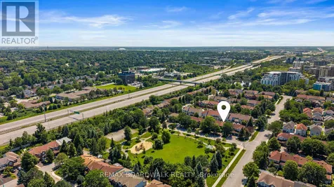 50 Gray Crescent Ottawa ON K2K 3L2