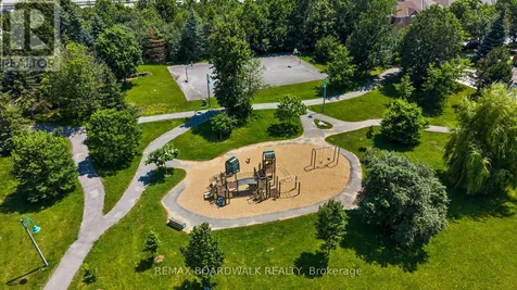 50 Gray Crescent Ottawa ON K2K 3L2