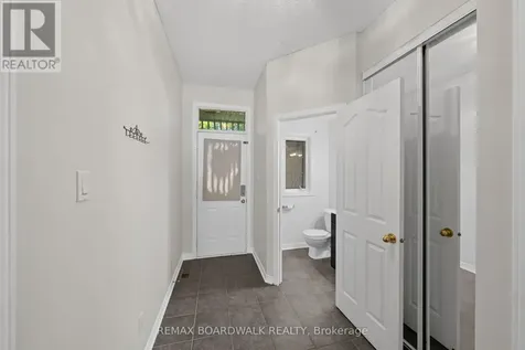 50 Gray Crescent Ottawa ON K2K 3L2