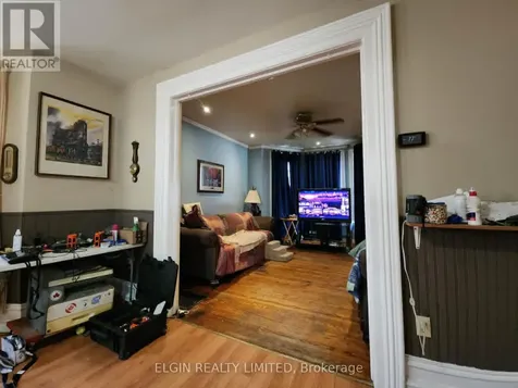 107 Gladstone Avenue St. Thomas ON N5R 2L9