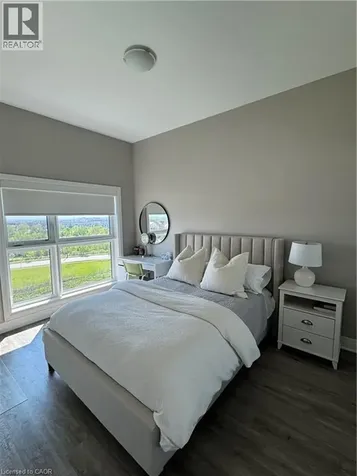 102 Grovewood Common Oakville ON L6H 0X2