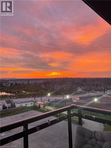 102 Grovewood Common Oakville ON L6H 0X2