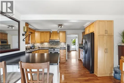 272 Adeline Avenue Hamilton ON L8H 5V3